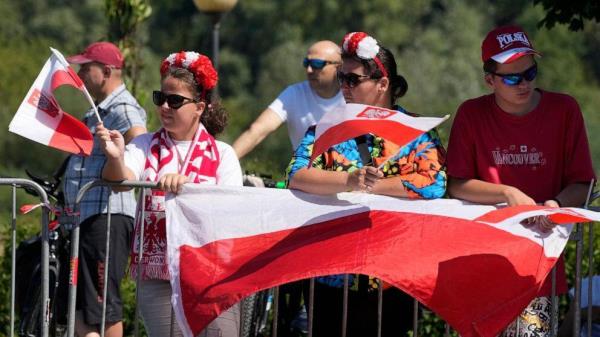 Poland showcases military might in parade as war rages in neighboring Ukraine